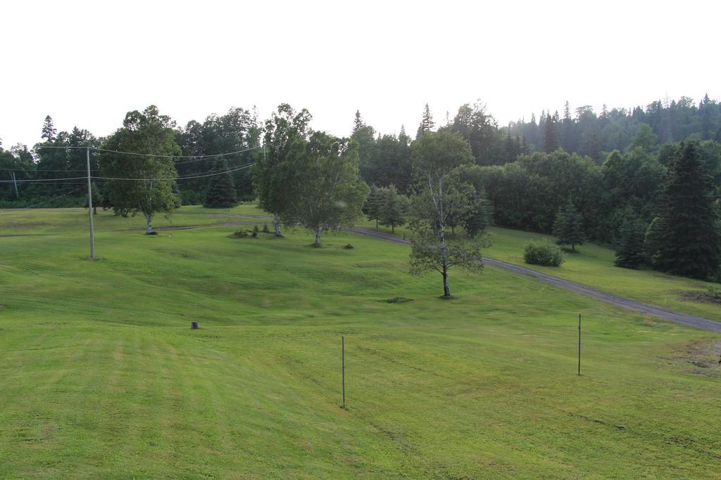 Catfish Lakefront Cabins & Campground Wawa Extérieur photo