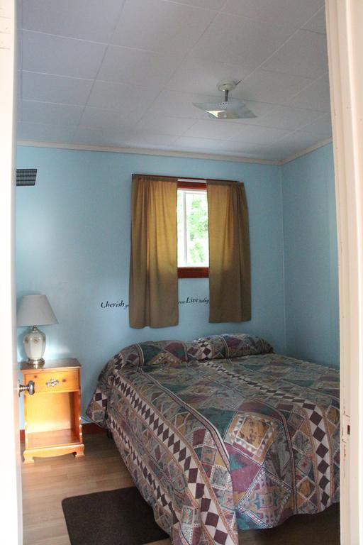 Catfish Lakefront Cabins & Campground Wawa Extérieur photo